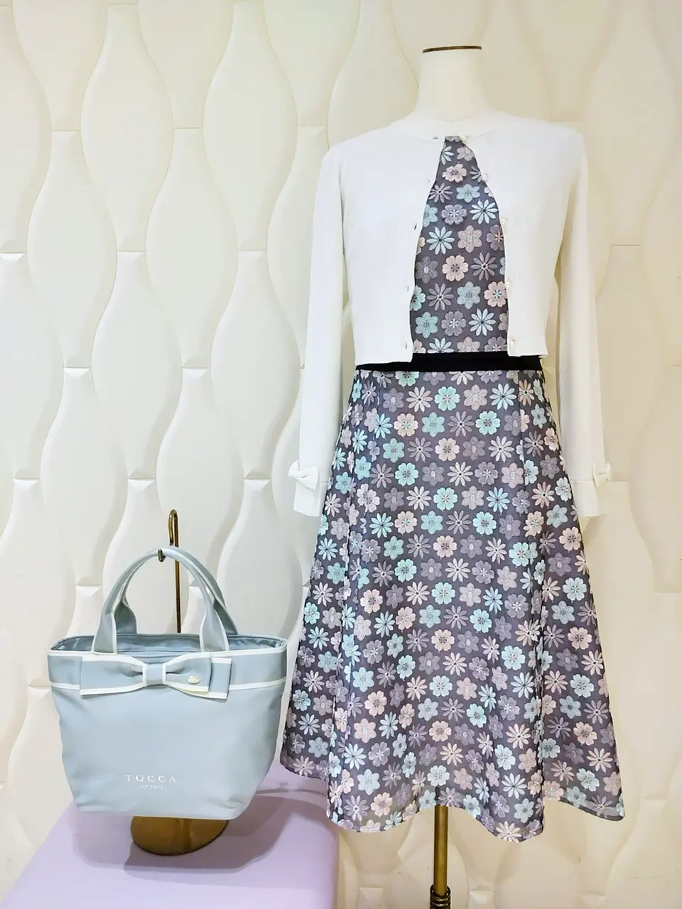  スタッフf コーディネート画像