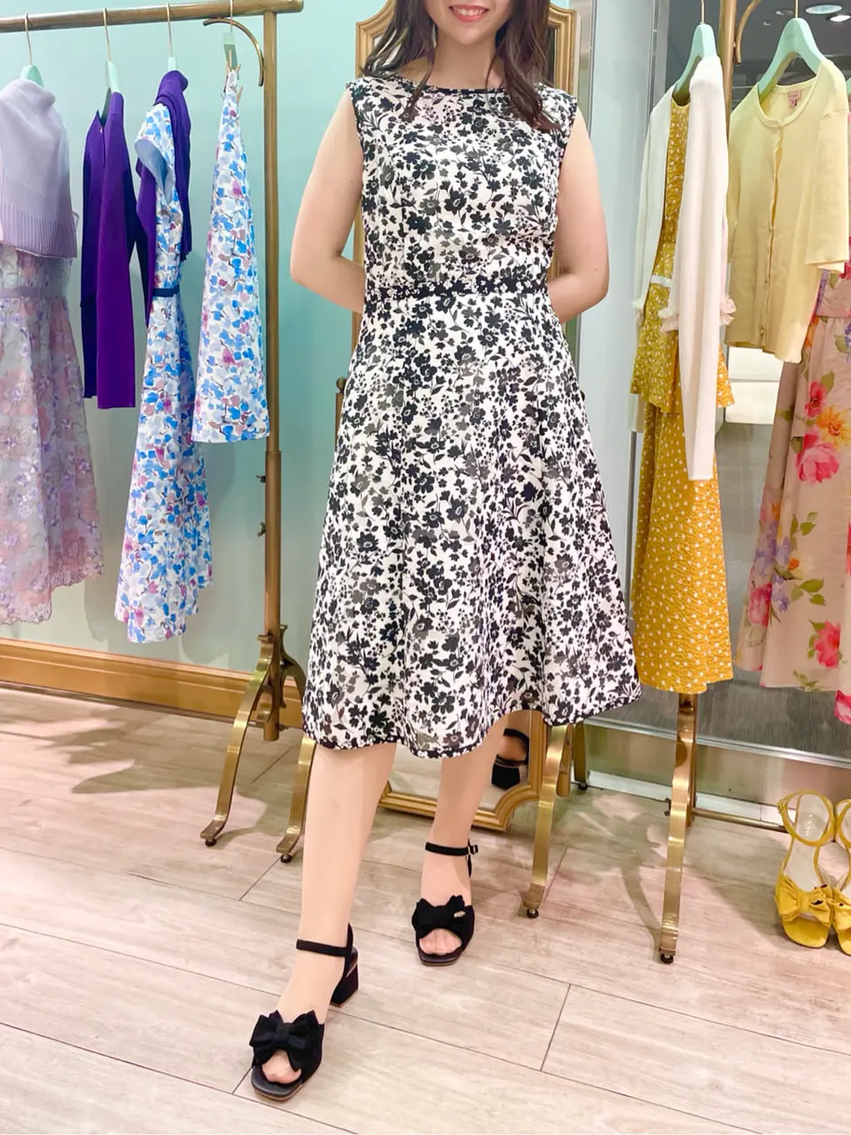 TOCCA スタッフT コーディネート画像