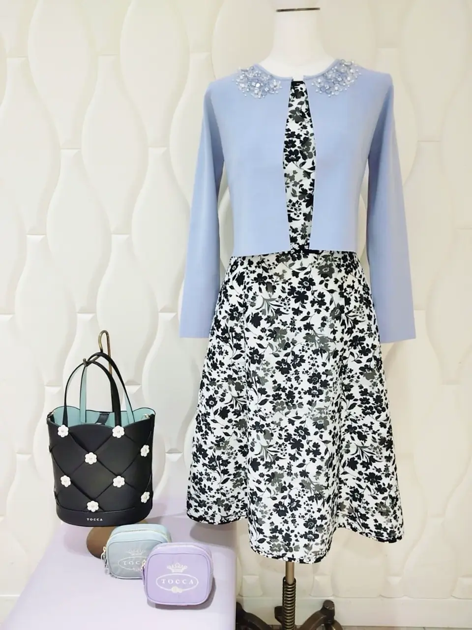  スタッフf コーディネート画像