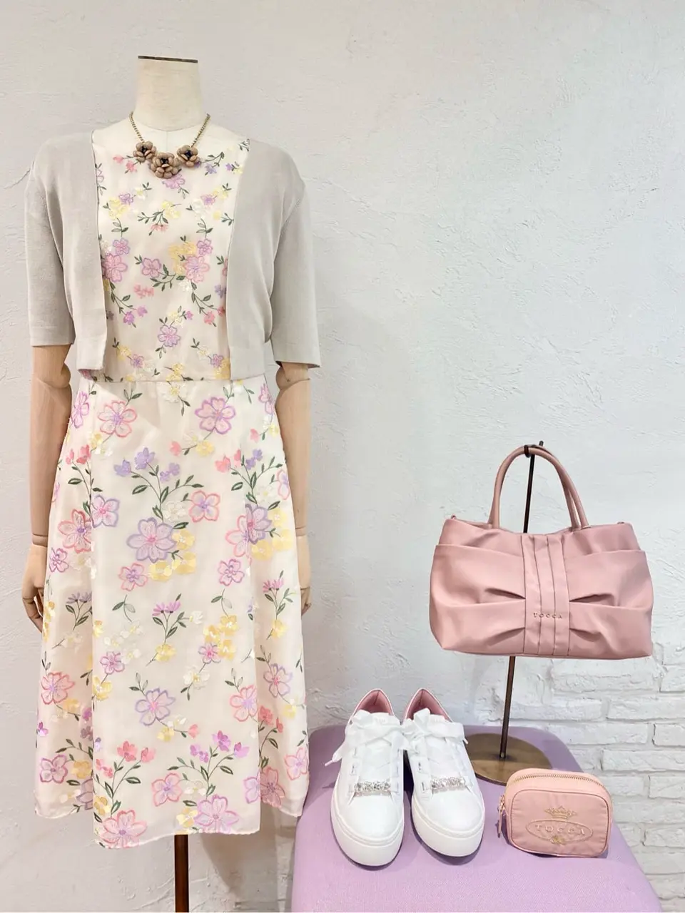  スタッフ コーディネート画像