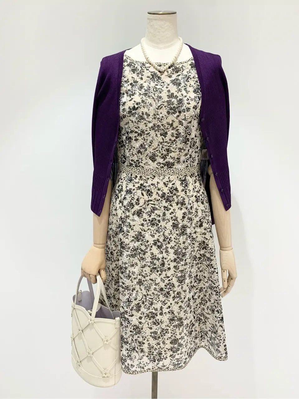  𝓕 コーディネート画像