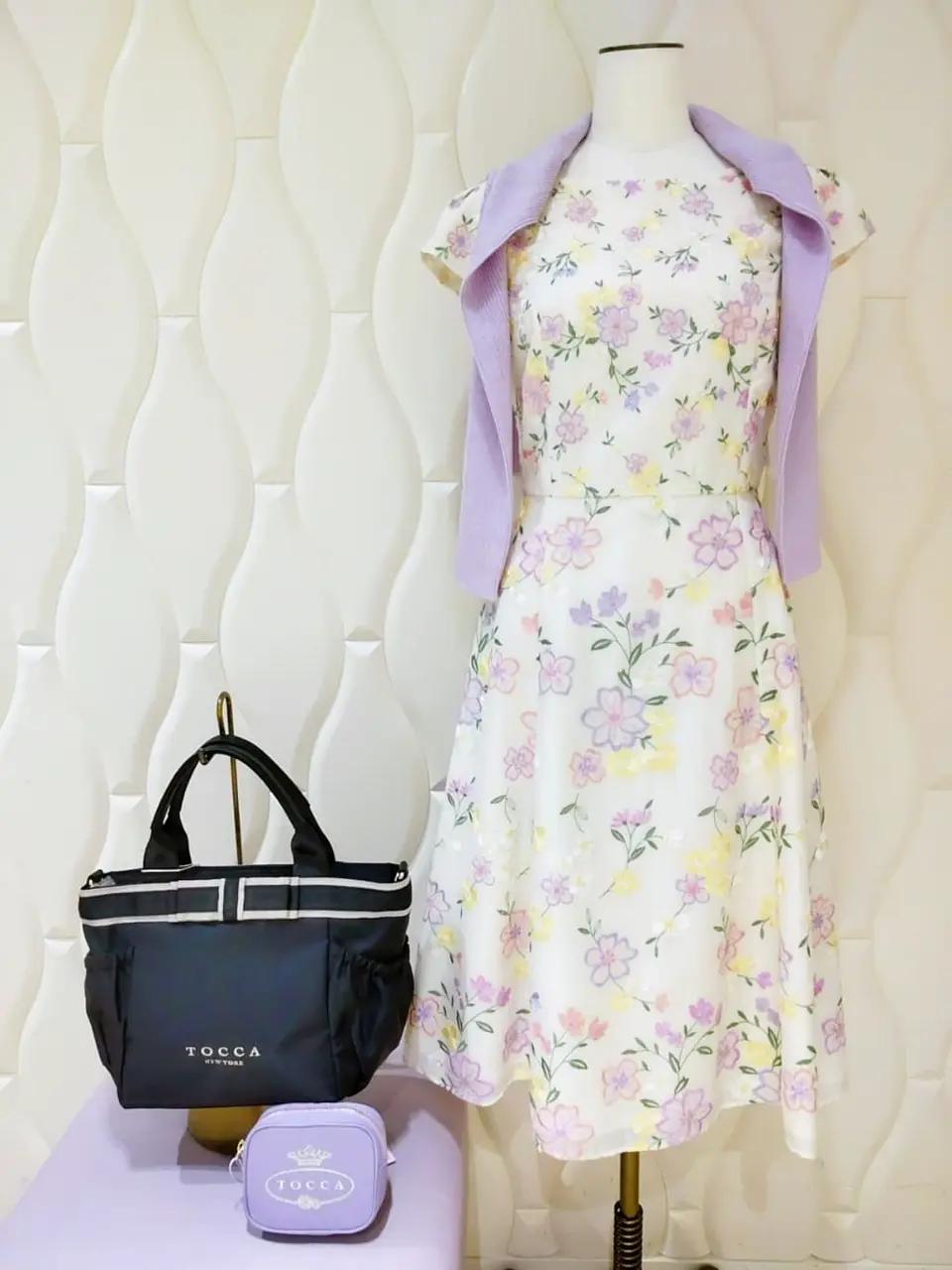  スタッフf コーディネート画像