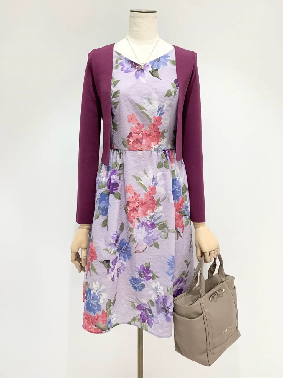  𝓕 コーディネート画像