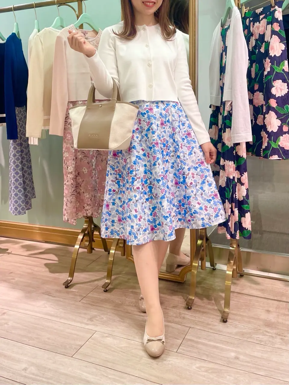  スタッフT コーディネート画像