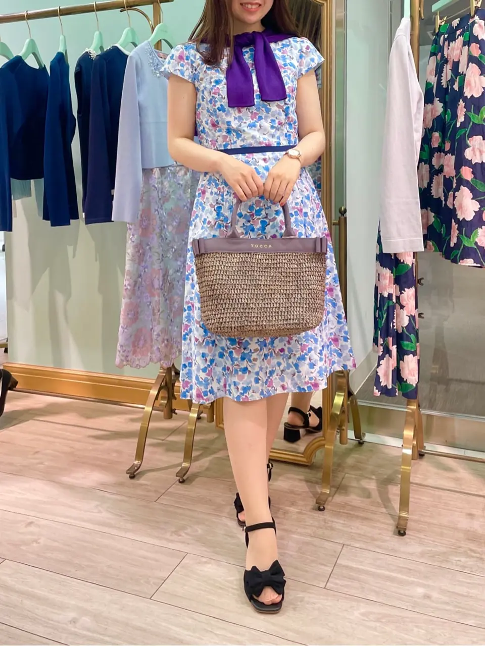  スタッフT コーディネート画像