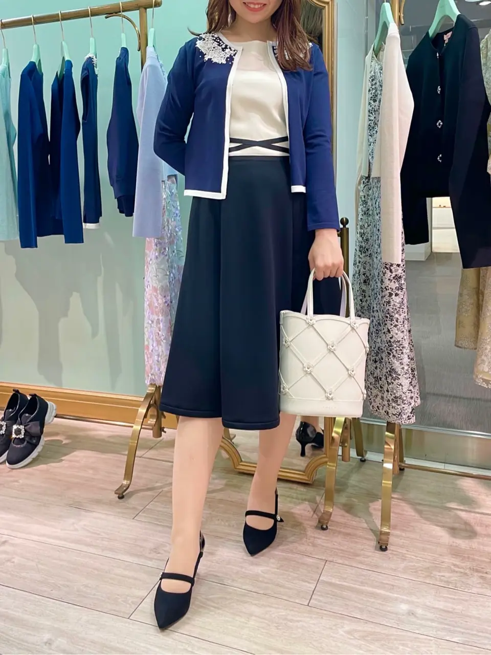  スタッフT コーディネート画像