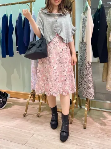 TOCCA スタッフT コーディネート画像