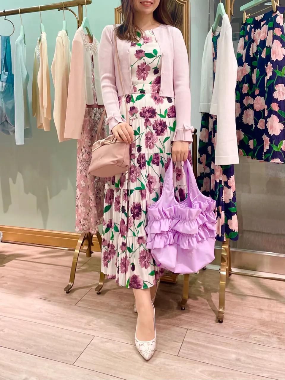  スタッフT コーディネート画像