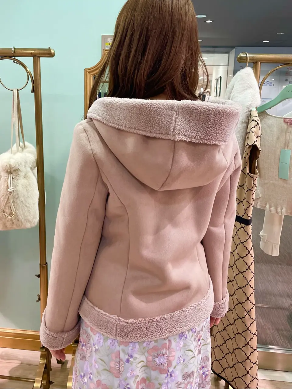 TOCCA スタッフT コーディネート画像