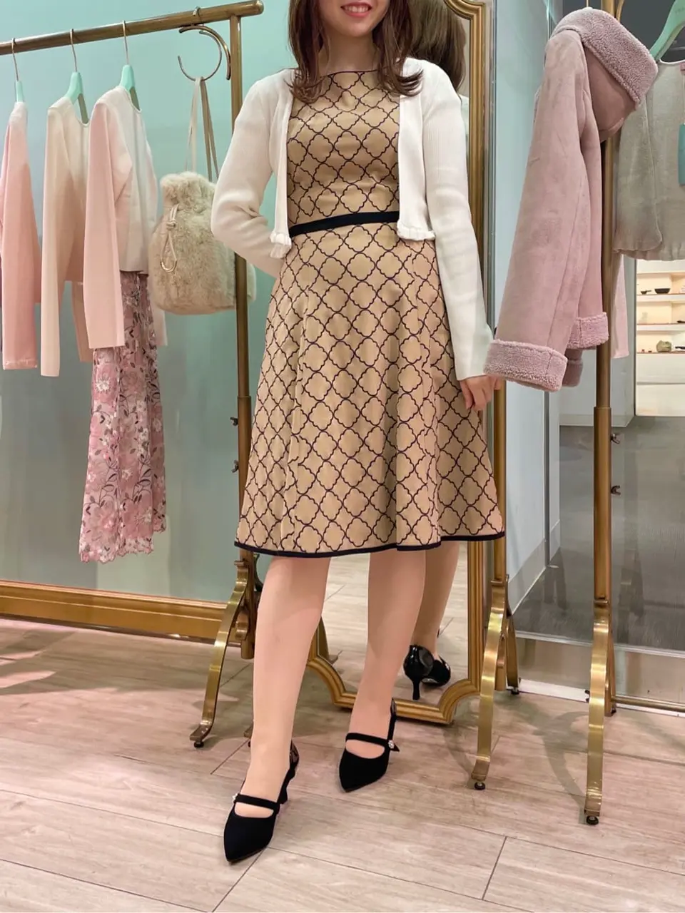 TOCCA スタッフT コーディネート画像