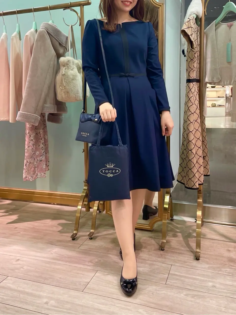  スタッフT コーディネート画像