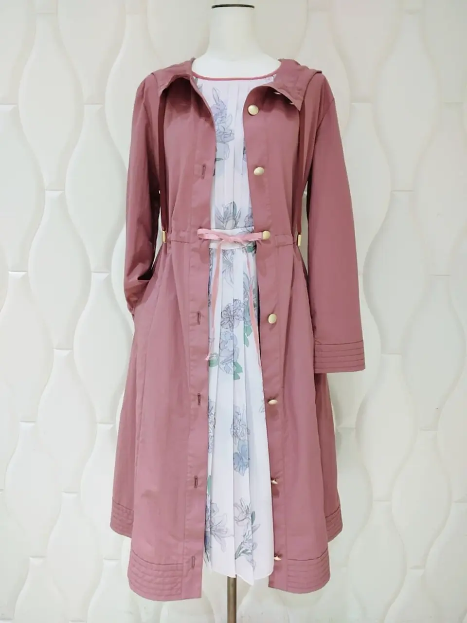  スタッフf コーディネート画像