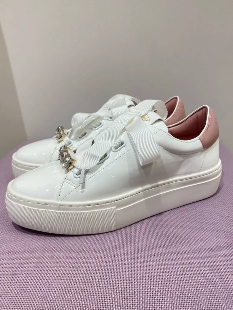 TOCCA スタッフ コーディネート画像