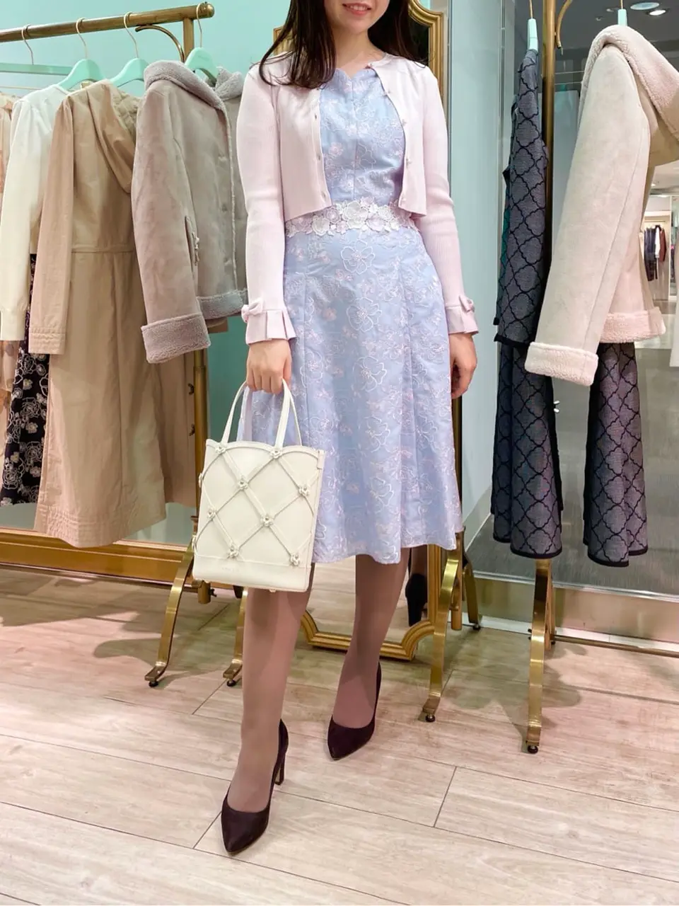  スタッフT コーディネート画像