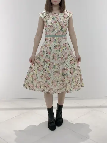 TOCCA スタッフM コーディネート画像