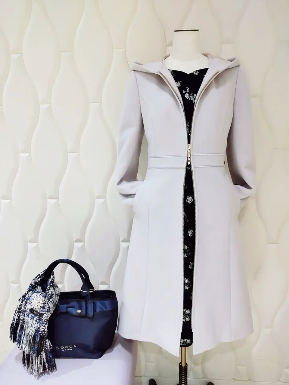  スタッフf コーディネート画像