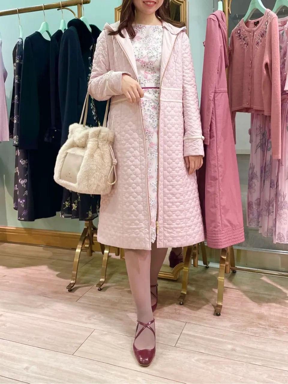  スタッフT コーディネート画像