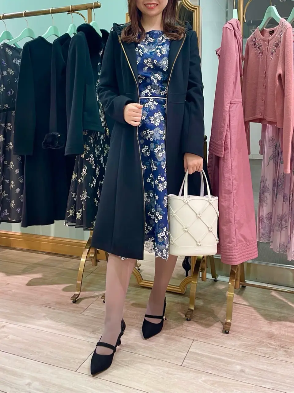  スタッフT コーディネート画像