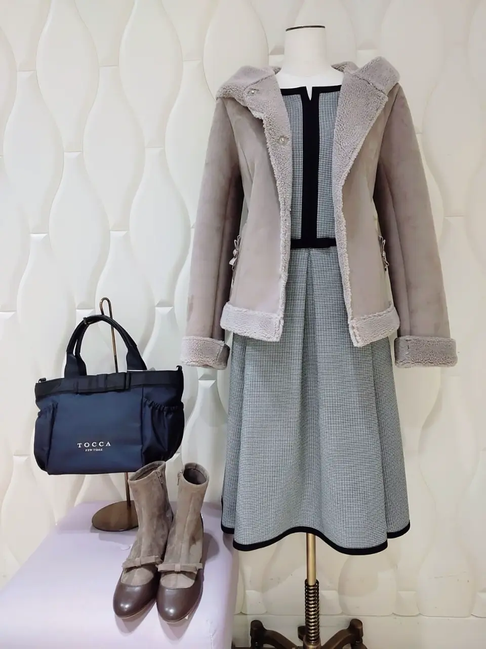  スタッフf コーディネート画像