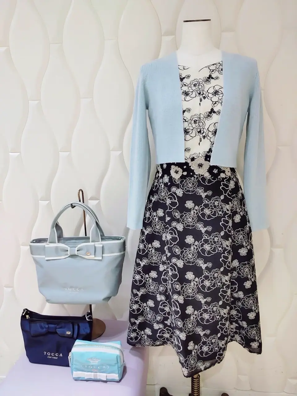  スタッフf コーディネート画像