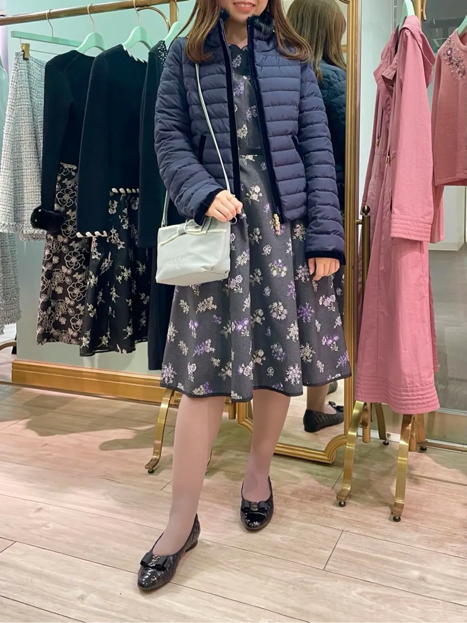  スタッフT コーディネート画像