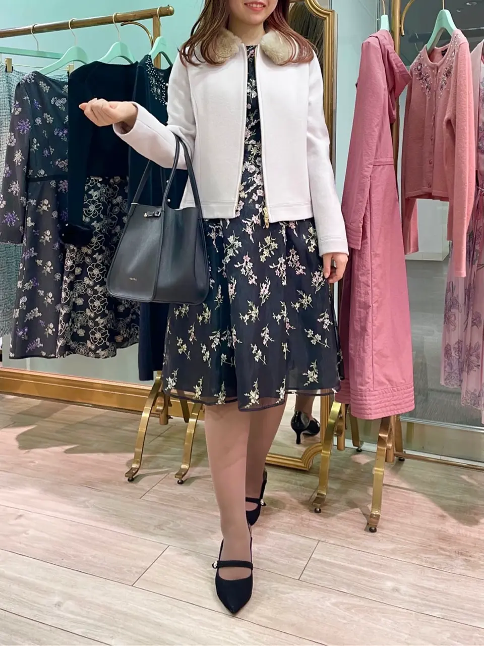  スタッフT コーディネート画像