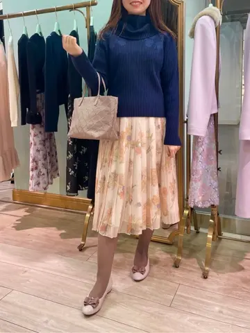 TOCCA スタッフT コーディネート画像