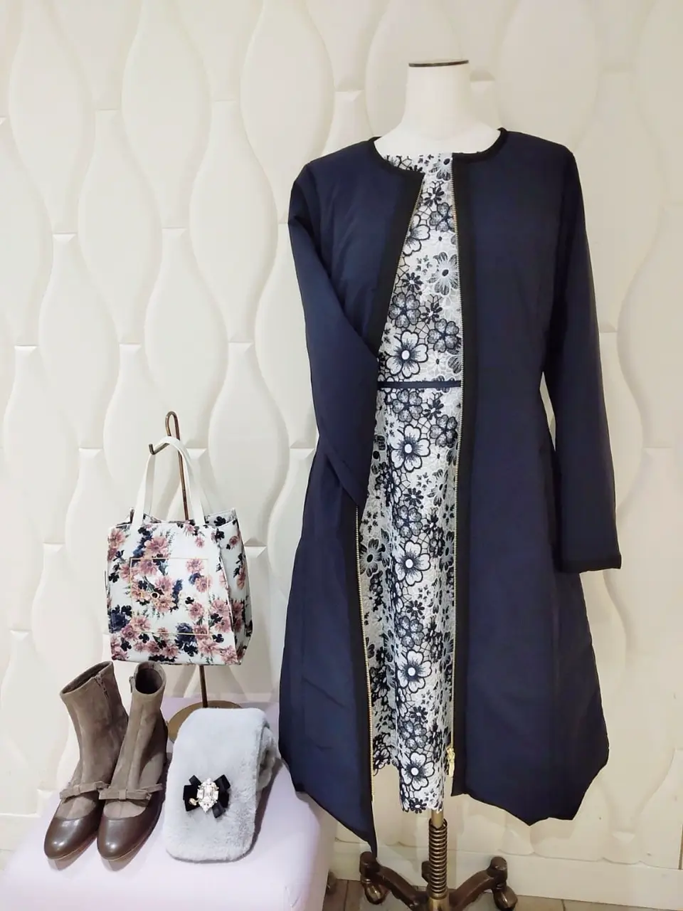  スタッフf コーディネート画像