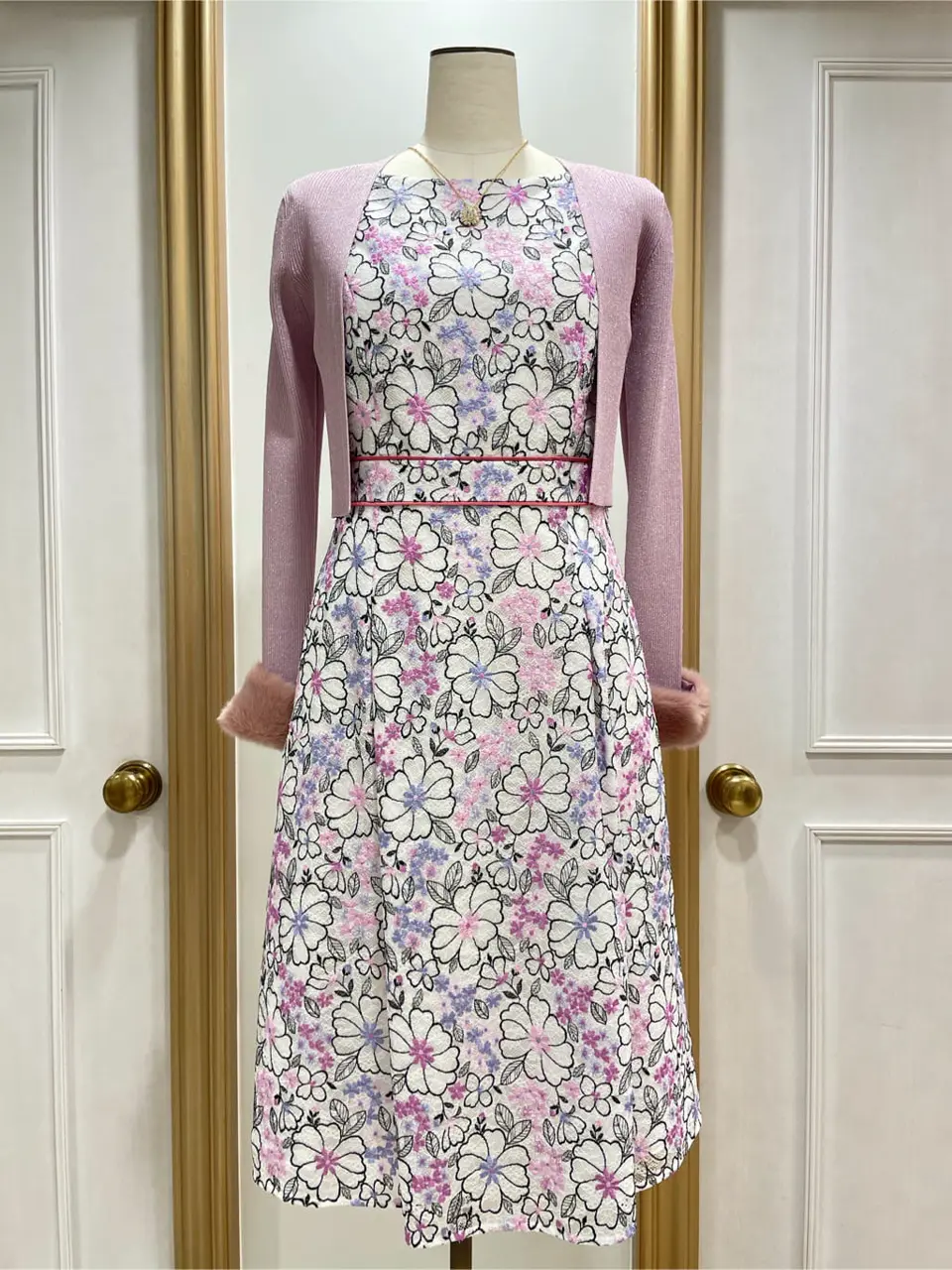  スタッフＳ コーディネート画像