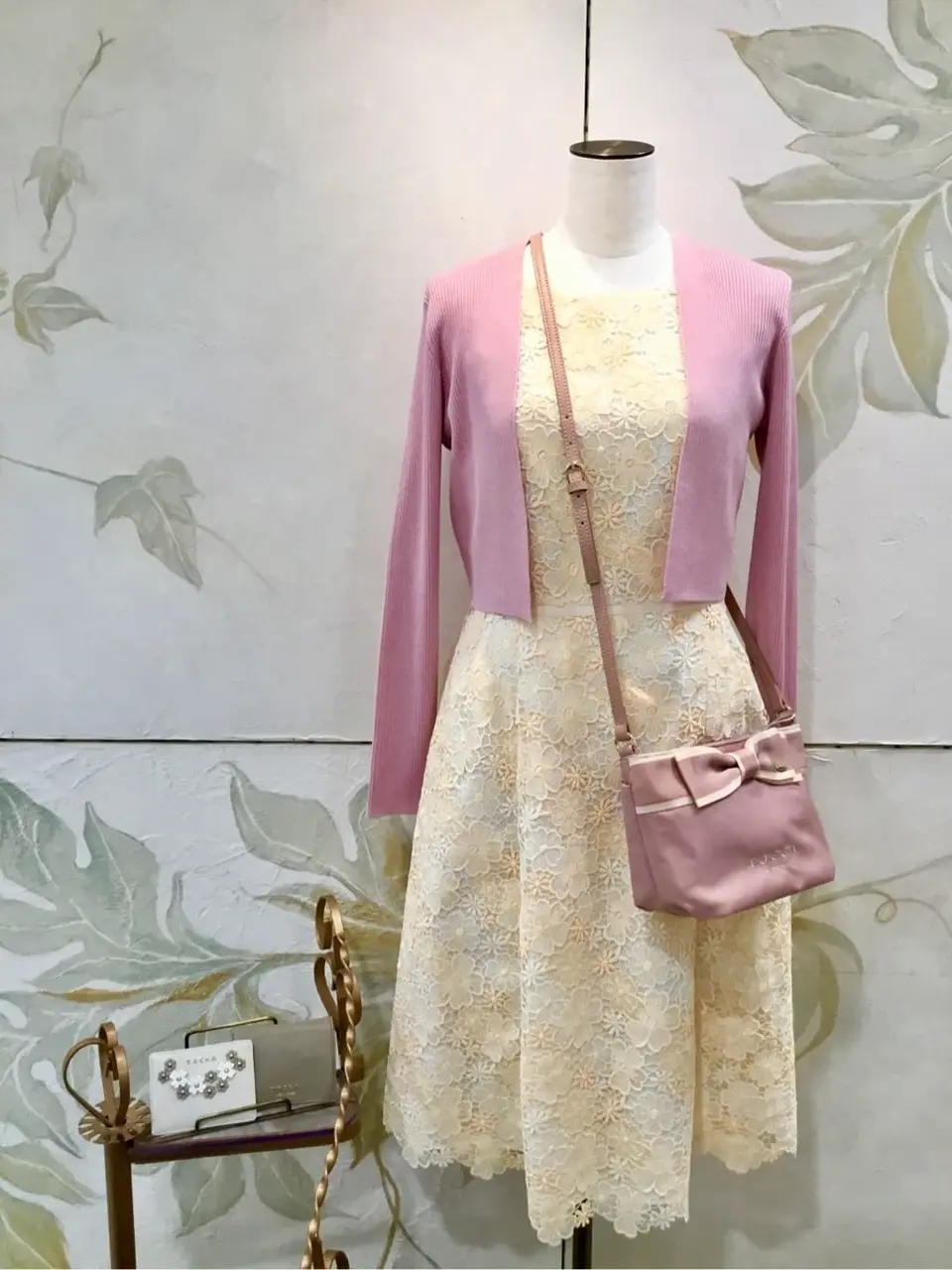  スタッフB コーディネート画像