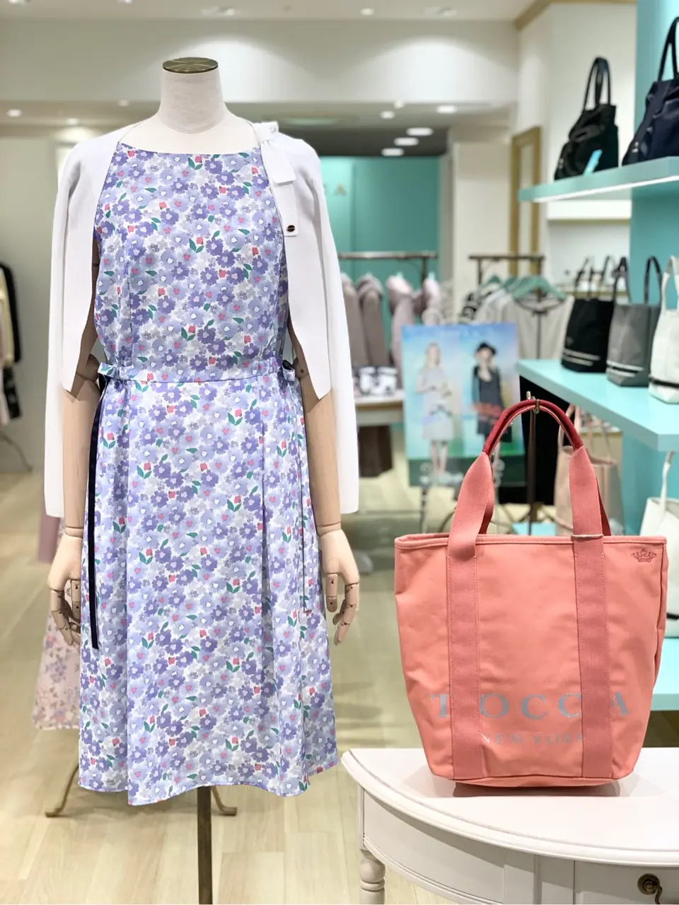  𝓕 コーディネート画像