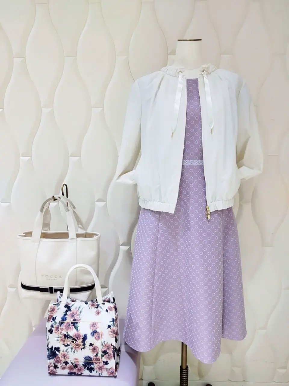  スタッフf コーディネート画像