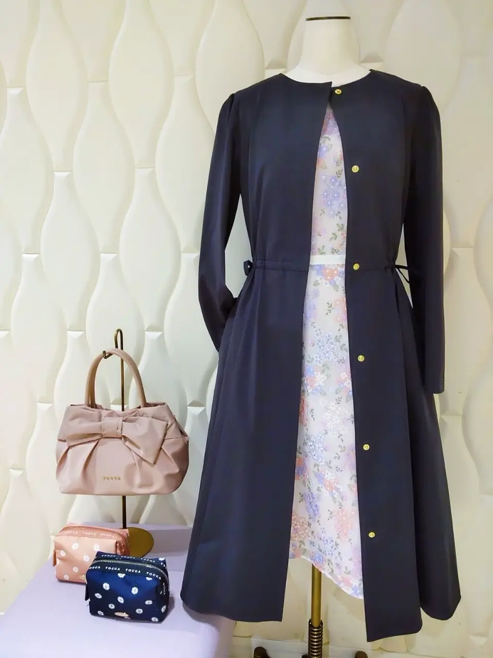  スタッフf コーディネート画像