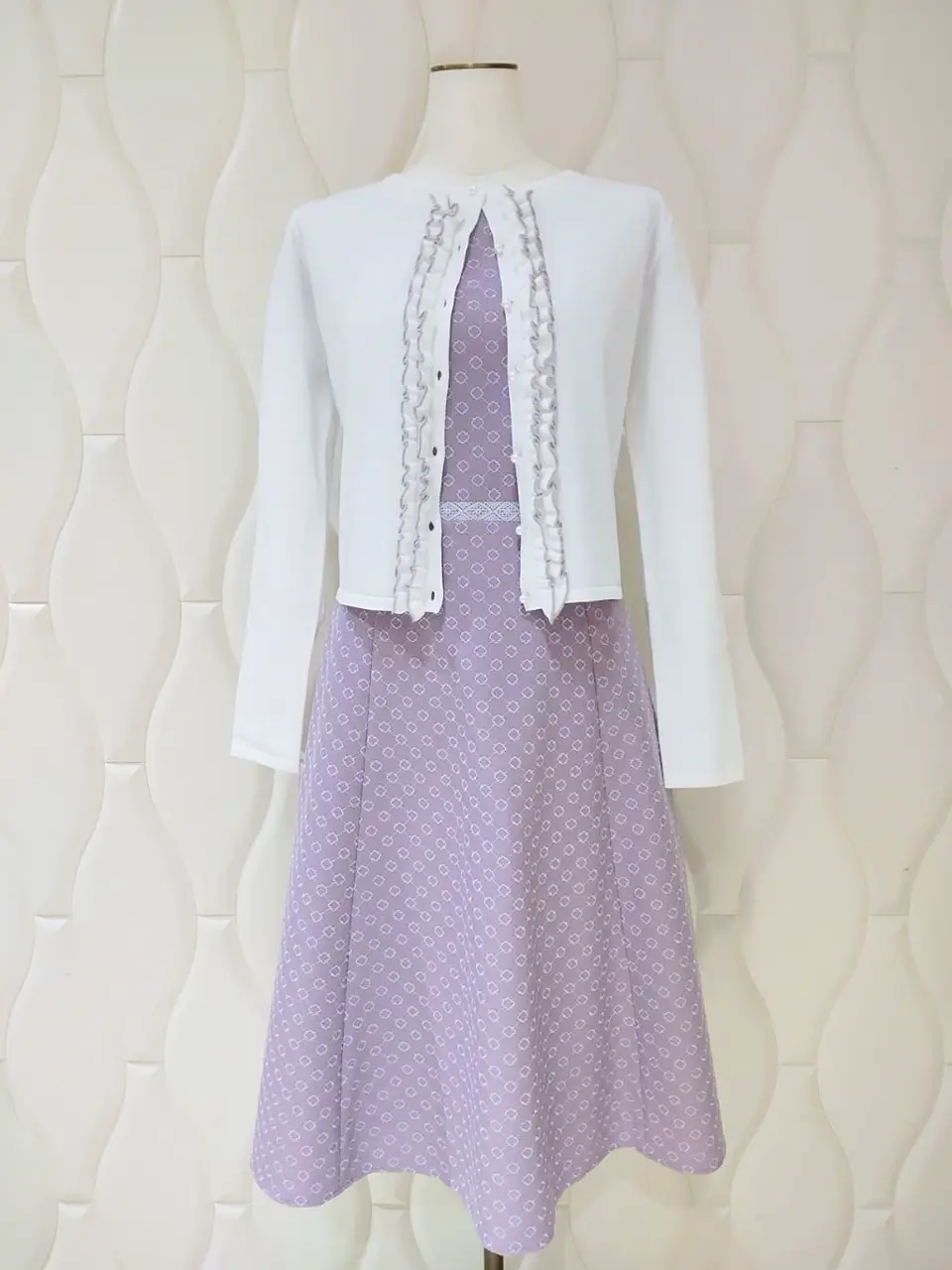  スタッフf コーディネート画像