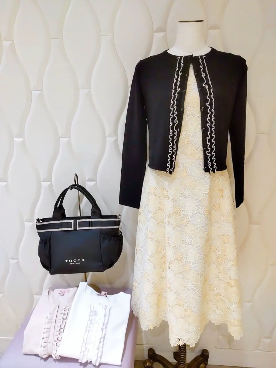  スタッフf コーディネート画像