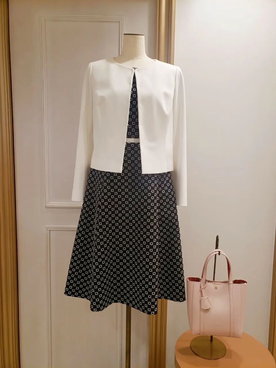  スタッフＳ コーディネート画像