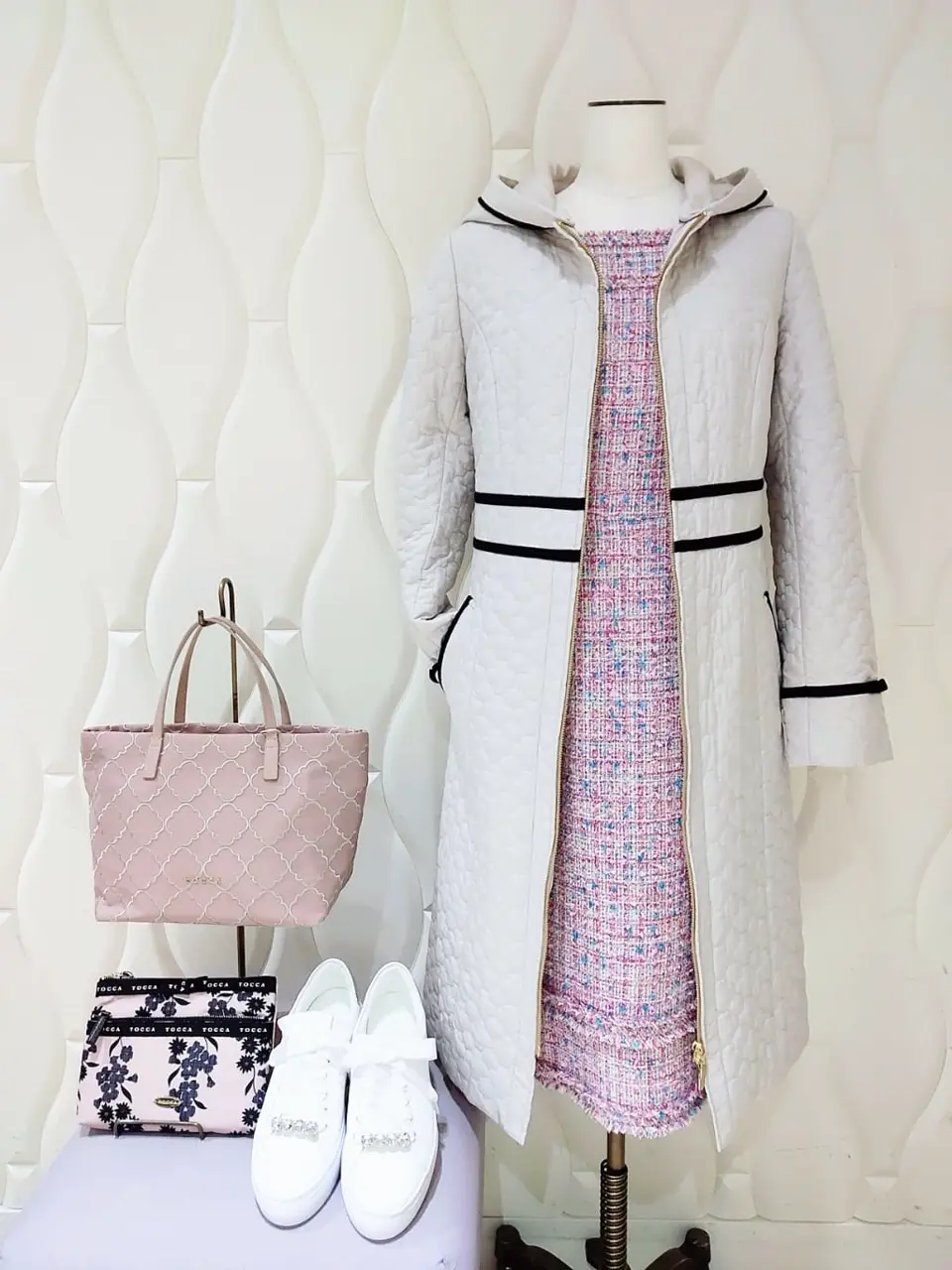  スタッフf コーディネート画像