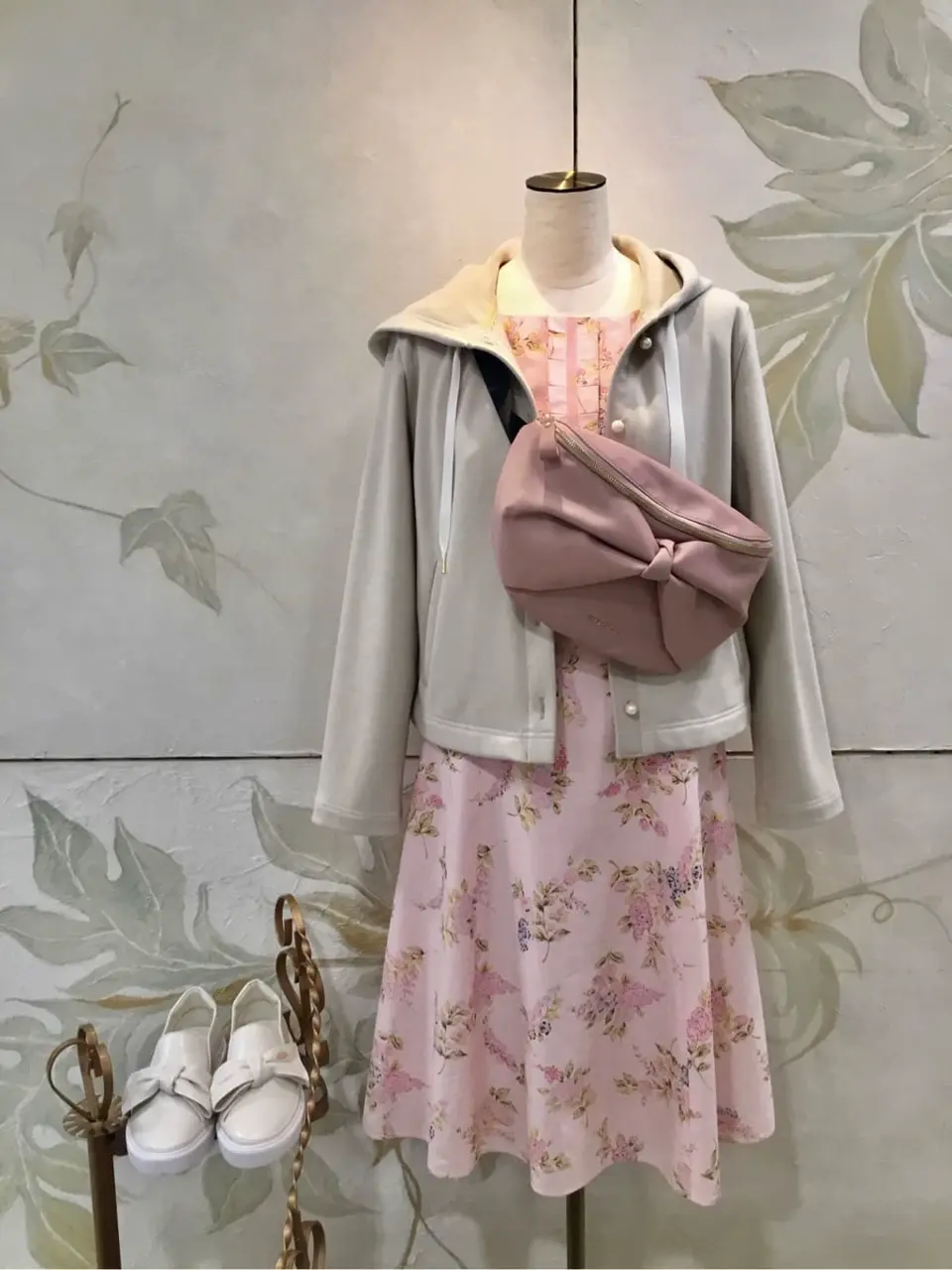  スタッフB コーディネート画像