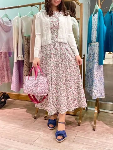 TOCCA スタッフT コーディネート画像