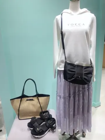 TOCCA スタッフT コーディネート画像