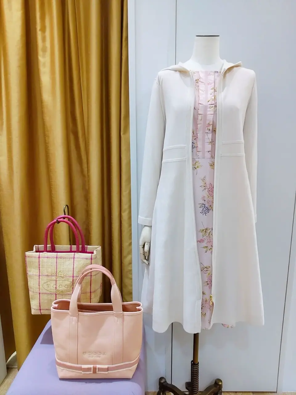  スタッフf コーディネート画像