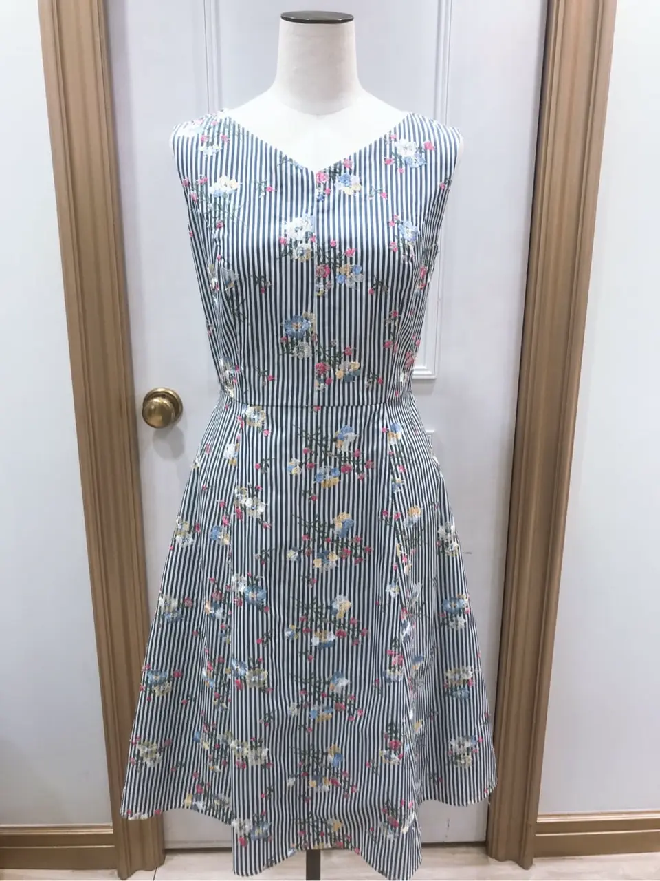 TOCCA スタッフT コーディネート画像