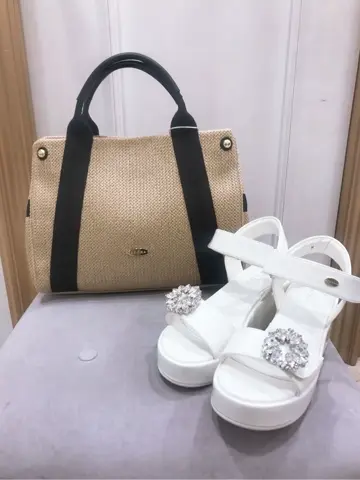 TOCCA スタッフT コーディネート画像