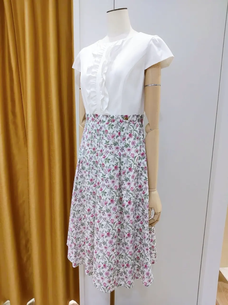 TOCCA スタッフf コーディネート画像