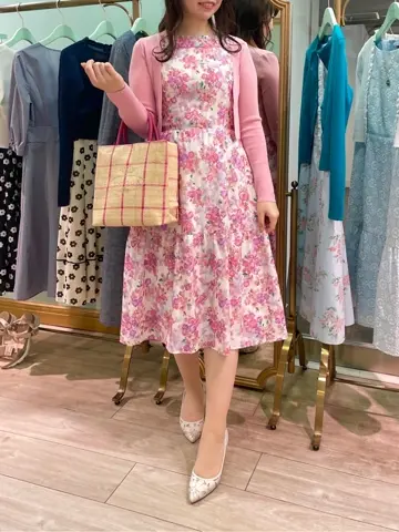 TOCCA スタッフT コーディネート画像