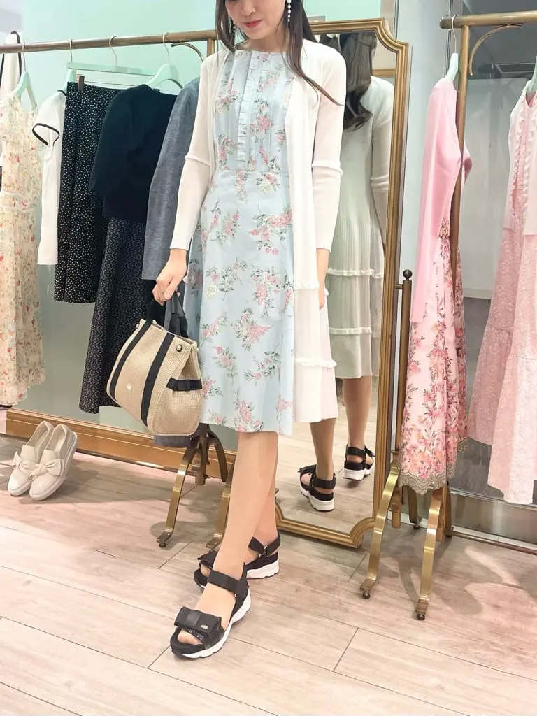  スタッフY コーディネート画像