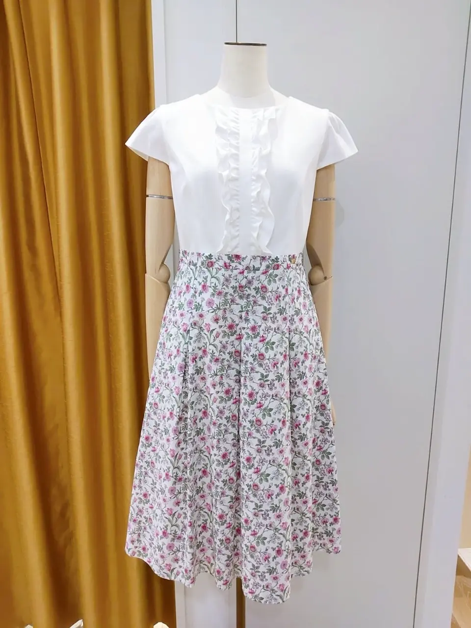 TOCCA スタッフf コーディネート画像