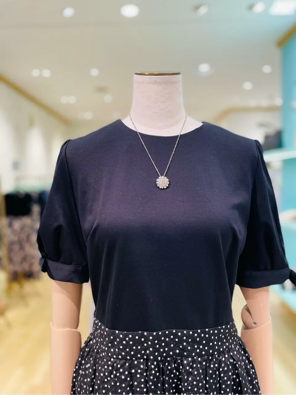 TOCCA スタッフB コーディネート画像