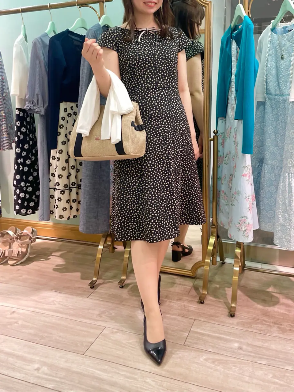 TOCCA スタッフT コーディネート画像