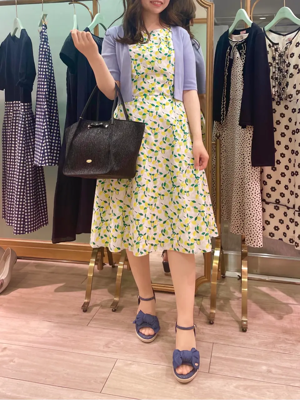  スタッフT コーディネート画像